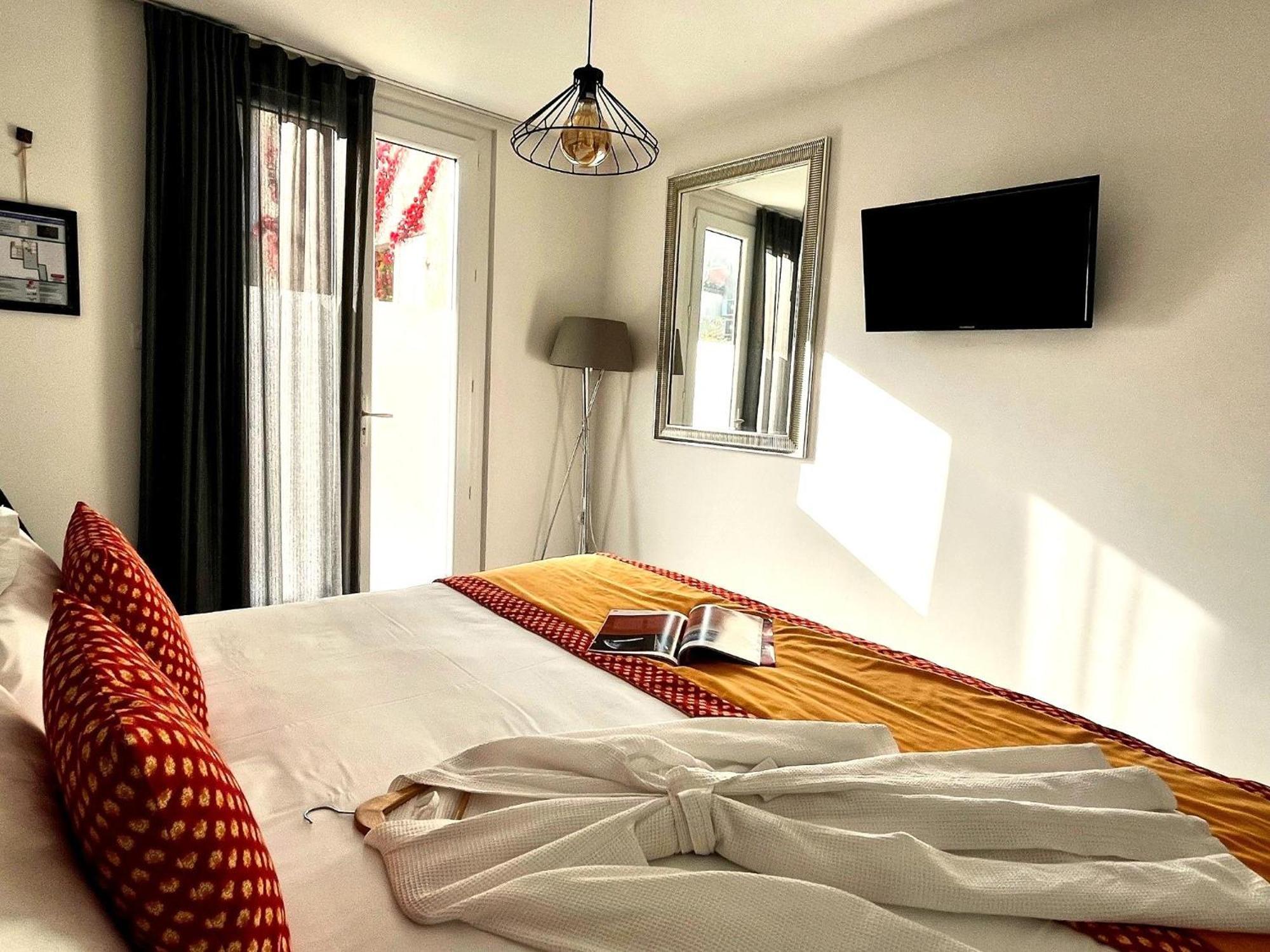 Hotel Saint Louis Aigues-Mortes Exteriér fotografie